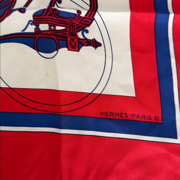 Hermes scarf silk preowned w marks - Picture 5 of 7